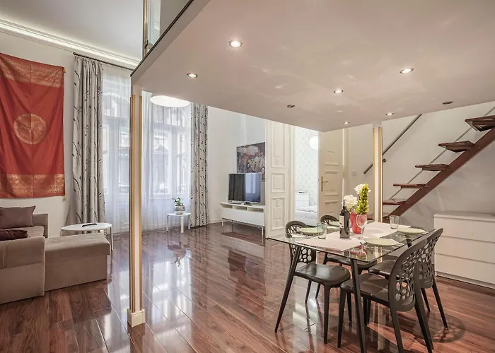 Apartament Luxury Art Deco Flat / Big Balcony *