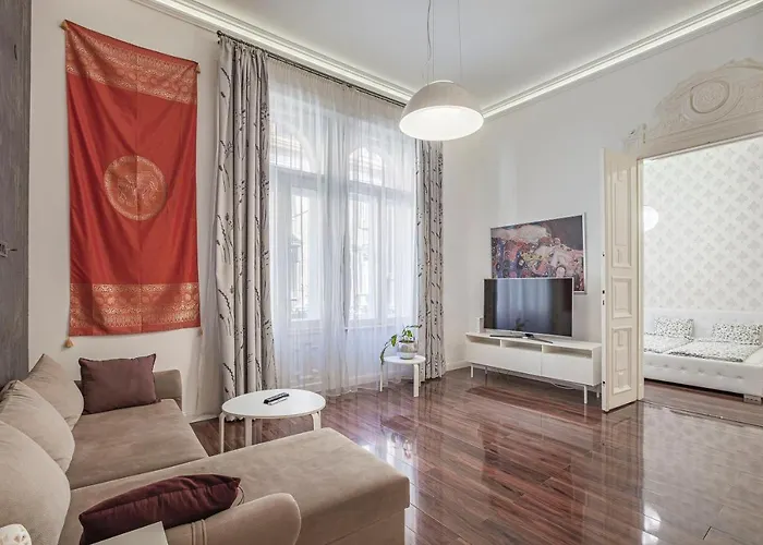 Apartman Luxury Art Deco Flat / Big Balcony